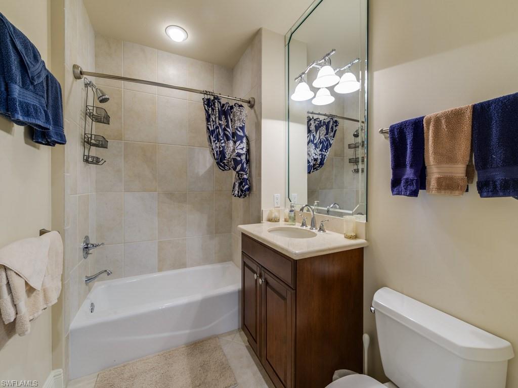 VISTA POINTE - Residential