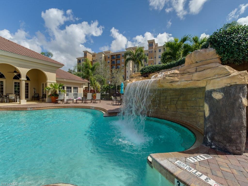 VISTA POINTE - Residential