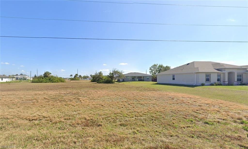 CAPE CORAL - Land