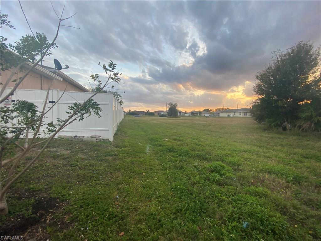 CAPE CORAL - Residential