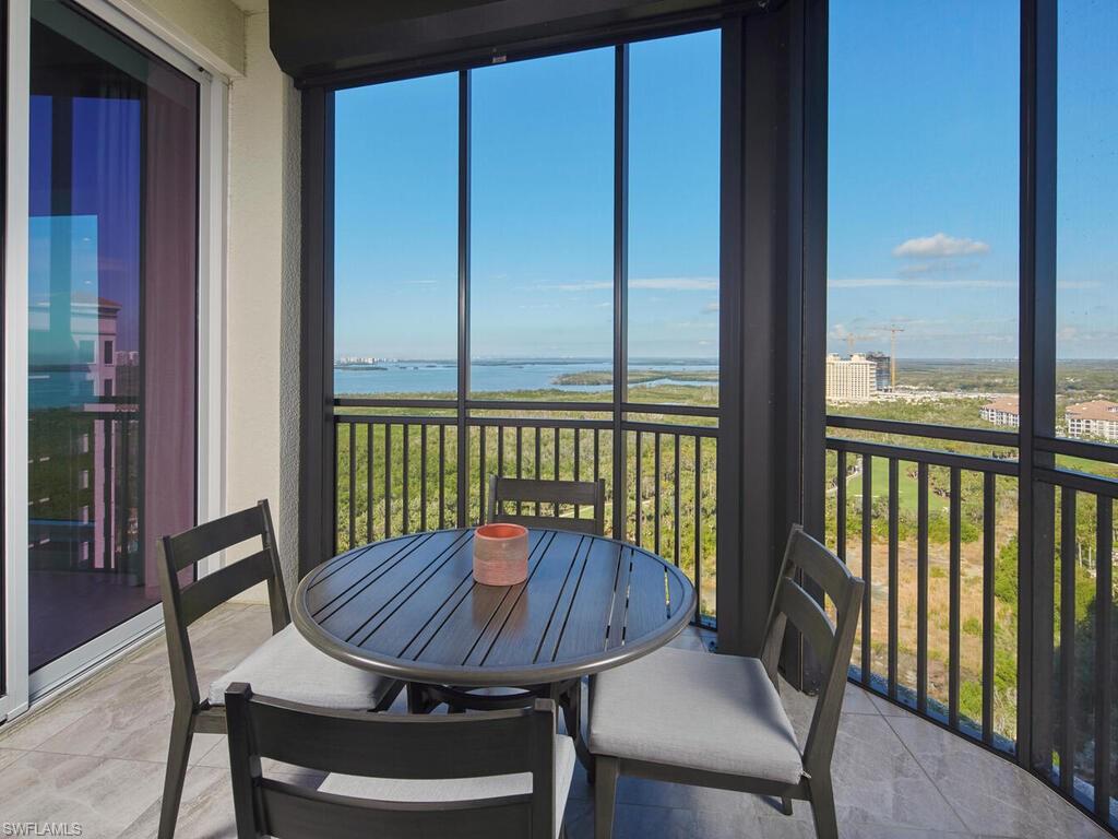 ALTAIRA - Residential