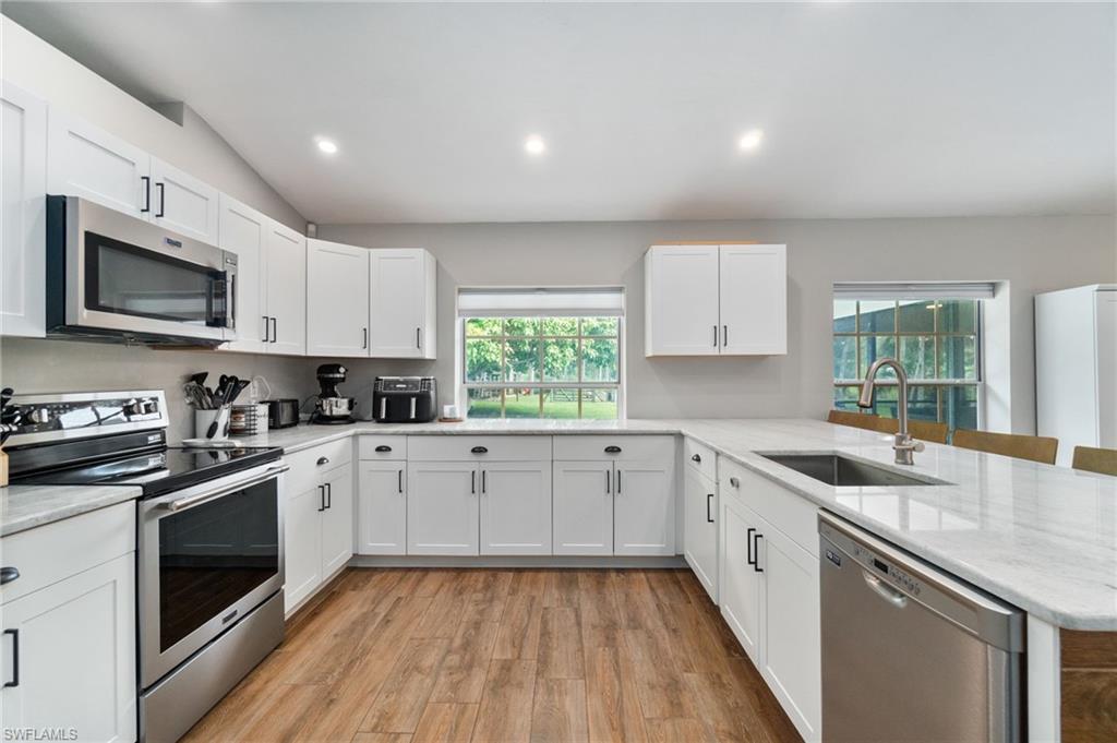 GOLDEN GATE ESTATES - Residential