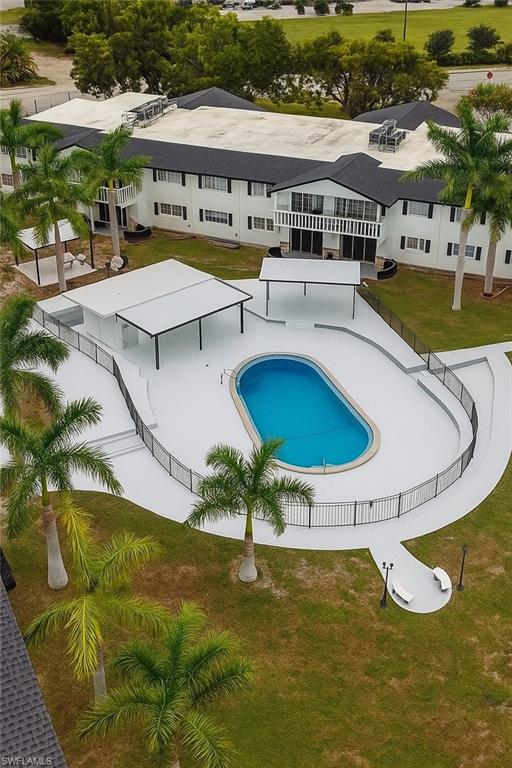 WINDSOR WEST - Residential