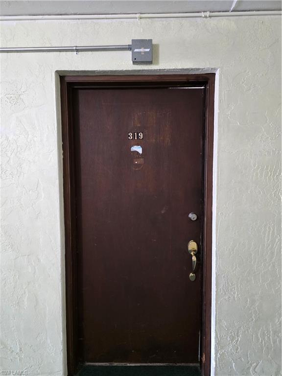 WINDSOR WEST - Residential