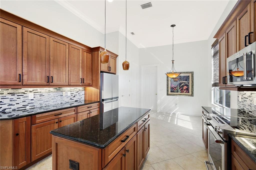 PARKSIDE - Residential