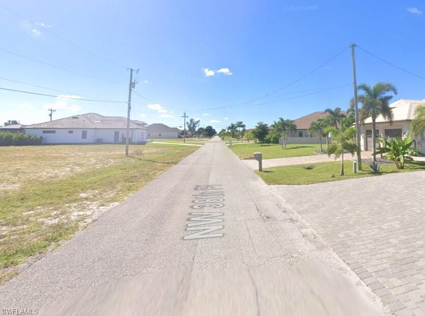 813 NW 38th PL