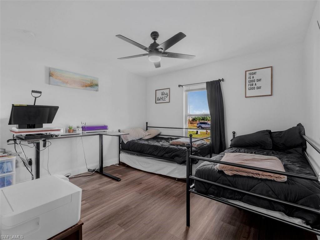 BANYAN VILLAGE - Residential