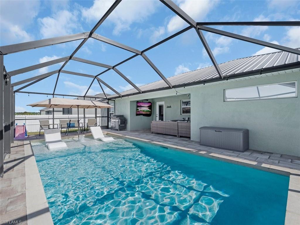 BANYAN VILLAGE - Residential