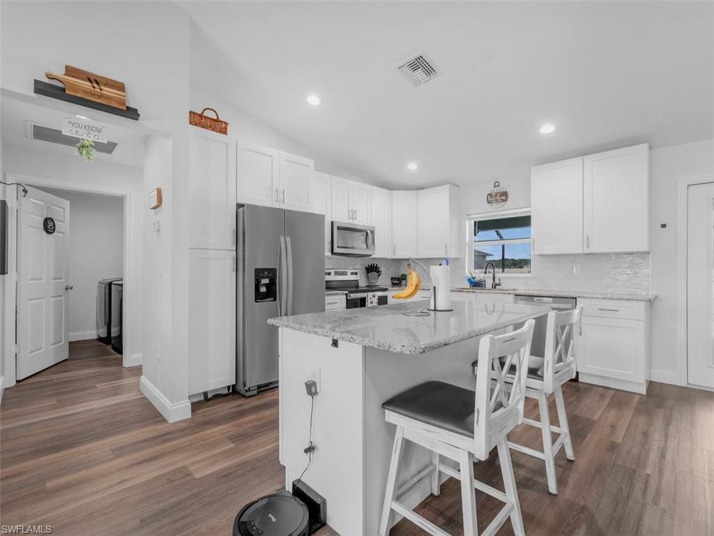 BANYAN VILLAGE - Residential