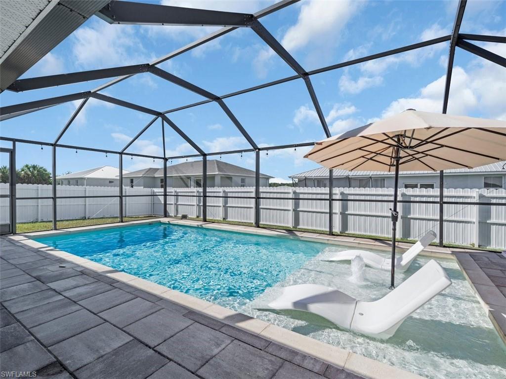 BANYAN VILLAGE - Residential