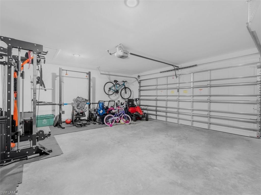 BANYAN VILLAGE - Residential