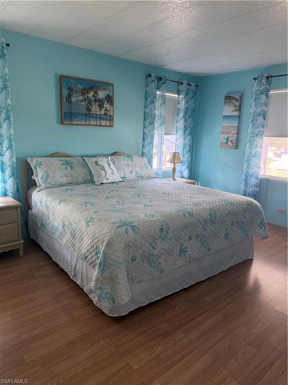 FOREST PARK MOBILE HOME - Residential