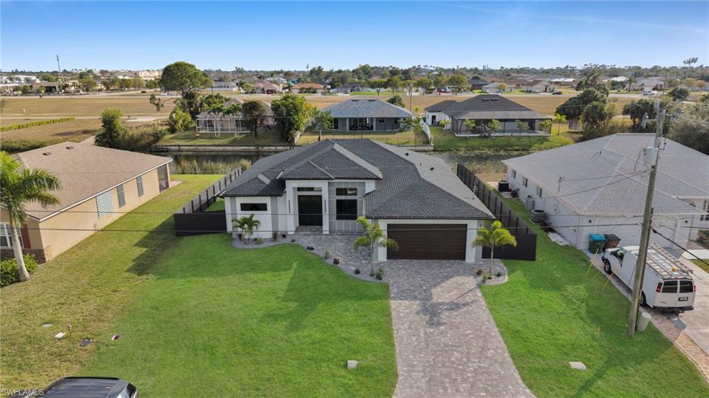 CAPE CORAL - Residential