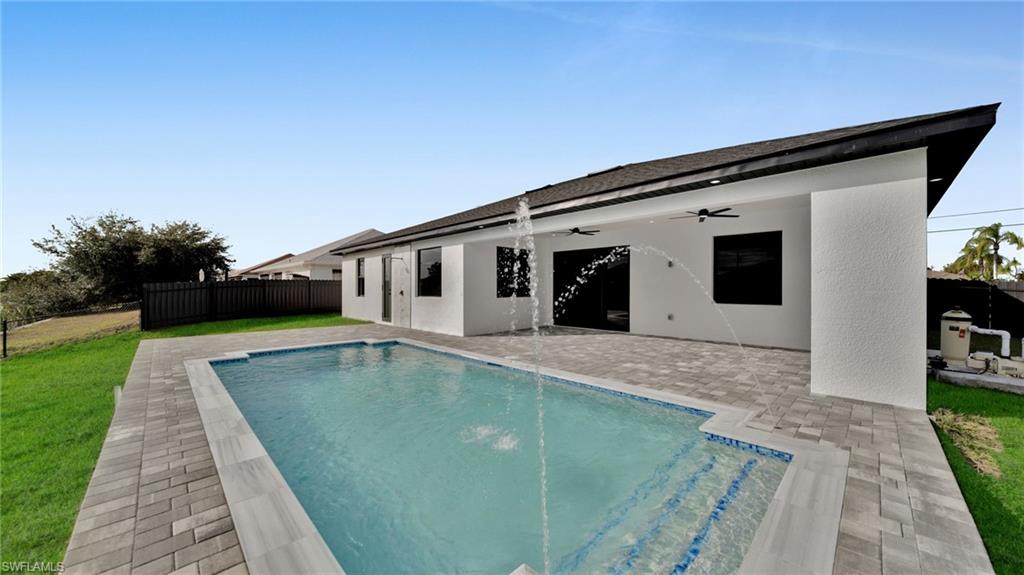 CAPE CORAL - Residential