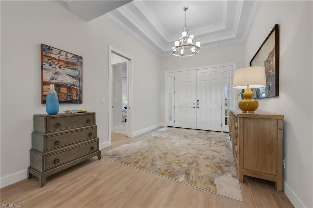 ESPLANADE LAKE CLUB - Residential