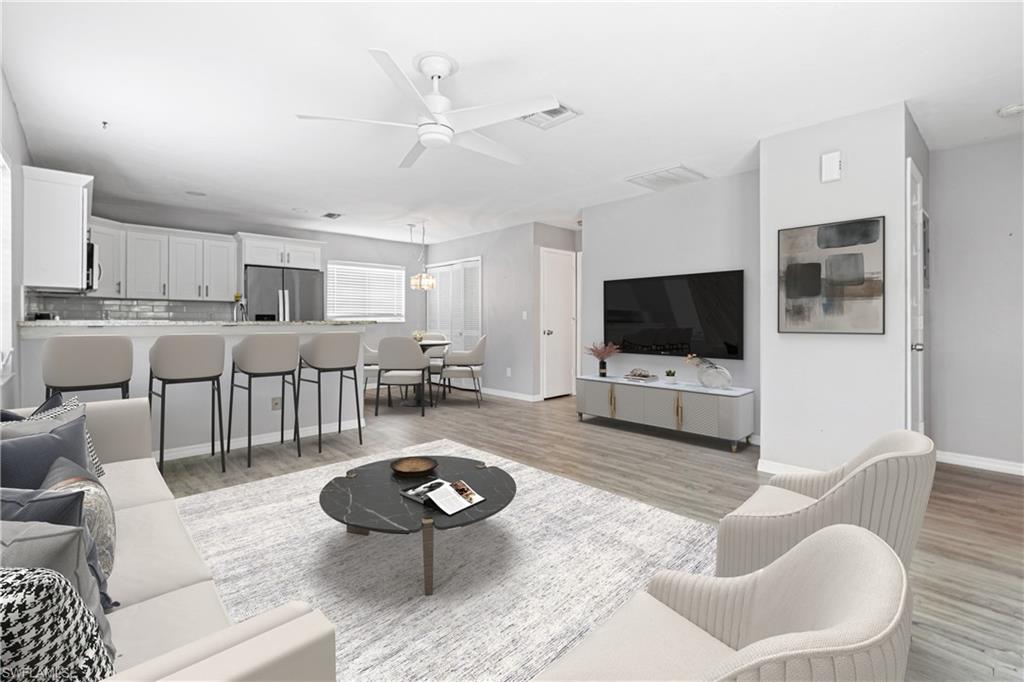 ENGLISH VILLAGE CONDO - Residential