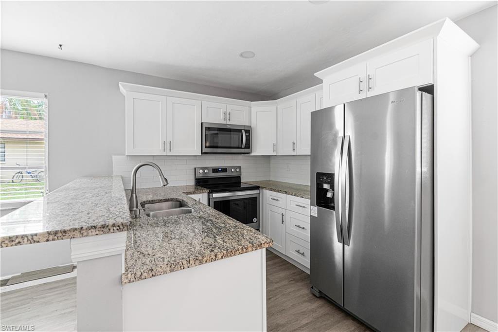 ENGLISH VILLAGE CONDO - Residential