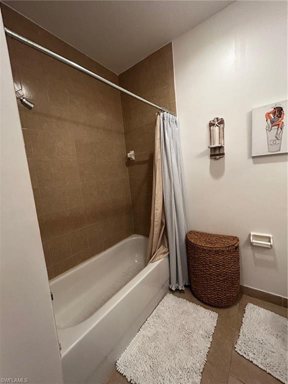 THE COVE AT SIX MILE - Residential Lease