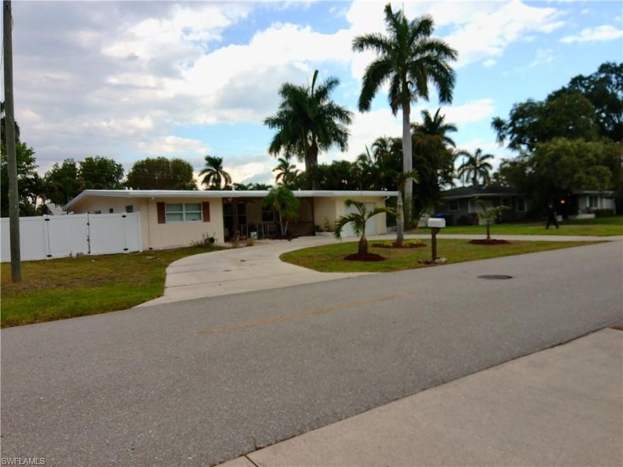NOT IN A FLOOD ZONE!  Just hit the Market.  This Fantastic 4 bedrooms plus den and 2 bath spacious house is located right off the McGregor Corridor.  Great for commuting to downtown Fort Myers or a straight shot to Fort Myers Beach down McGregor Blvd.  The house has high impact windows throughout and a new roof of tar and gravel with an Acrylux Sealer waterproofing system that bonds like cement; all water lines were replaced including replacement of cast iron sewer lines and electric upgraded.  Air conditioner was just rebuilt this year.