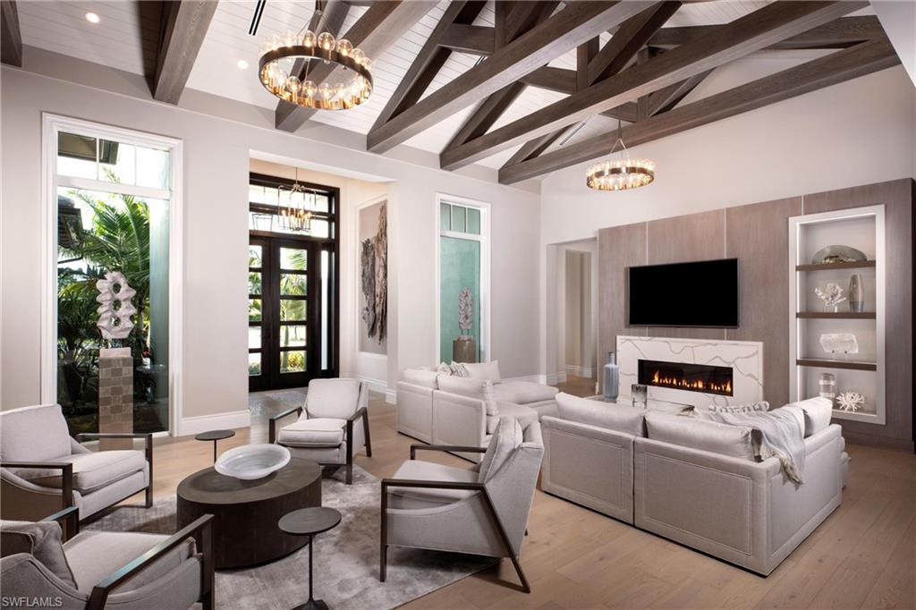 QUAIL WEST - Residential