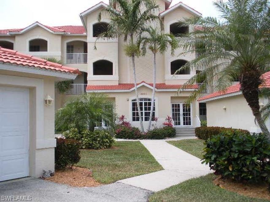 Furnished end unit, 2+den condo residence in Windward Cay. Spacious lanai overlooks 7th fairway of Tom Fazio designed golf course.  Detached one car garage.  Steps to beautiful neighborhood pool area. Brand new air conditioner installed 9/1/16!   Windstar on Naples Bay is minutes from downtown shopping and dining.  Windstar amenities include: Tom Fazio designed golf course (membership optional), clubhouse, dining overlooking Naples Bay, deep water marina with direct gulf access, fitness center, Keywayden Island Beach Club with boat shuttle. Boat shuttle also provides beautiful sunset cruises many evenings in season. Botanical Gardens around the corner. Property being offered AS/IS with right to inspect. Come see for yourself what a truly great buy this is!  You won't be disappointed!