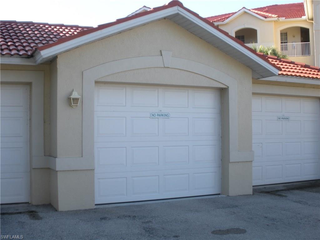 WINDWARD CAY - Residential