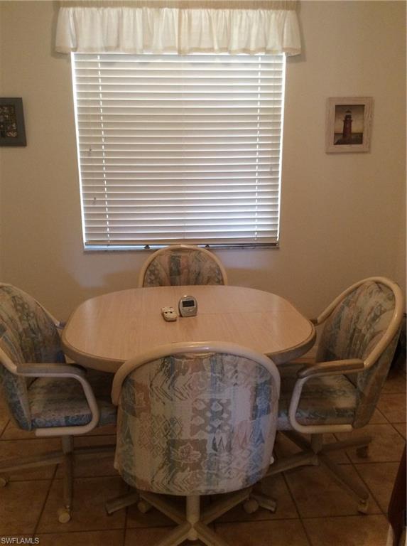 WINDWARD CAY - Residential