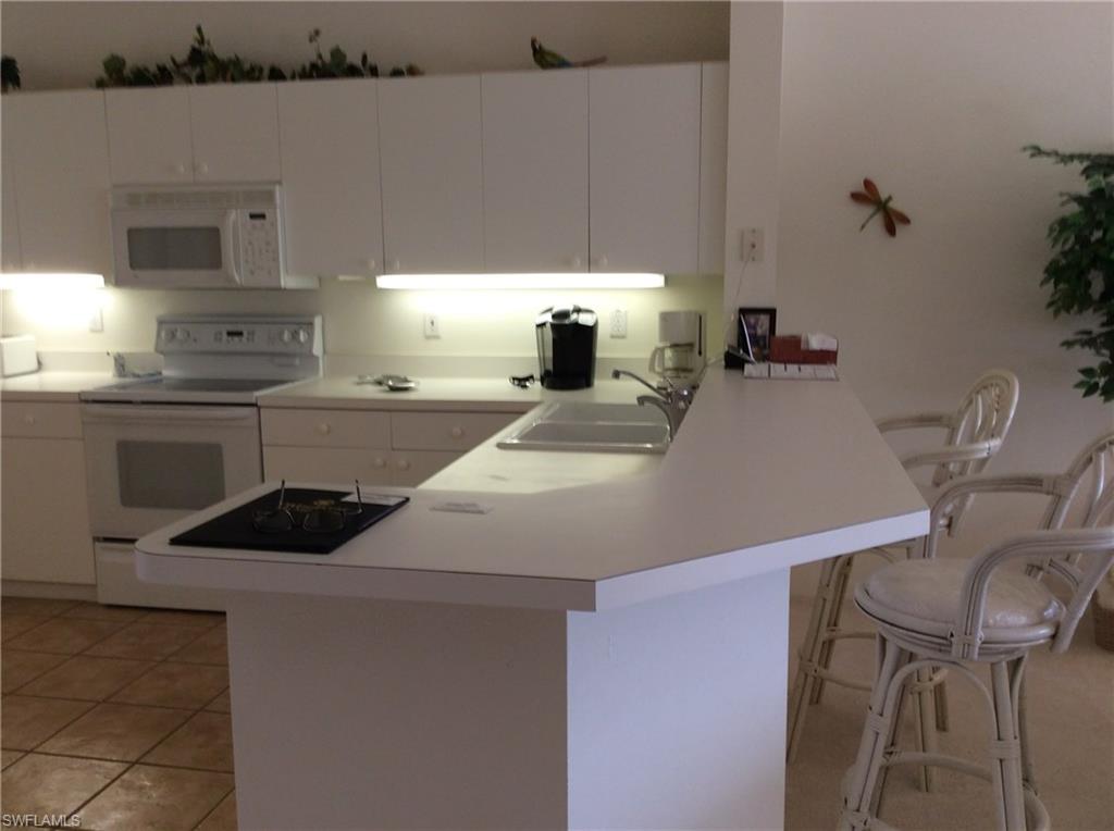 WINDWARD CAY - Residential