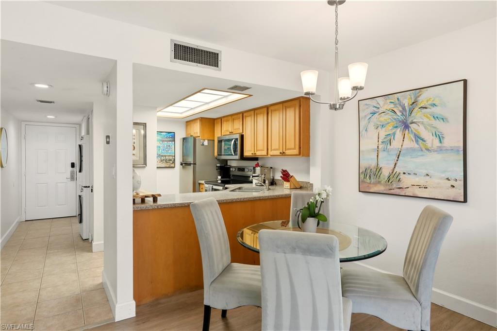 PARK SHORE RESORT - Residential