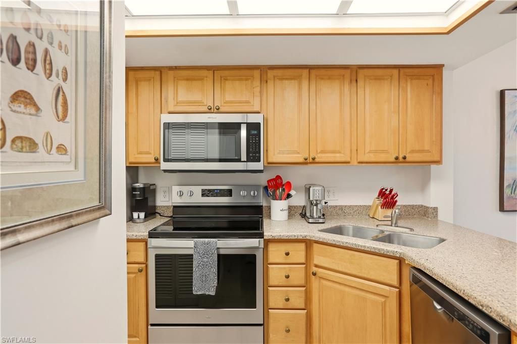 PARK SHORE RESORT - Residential