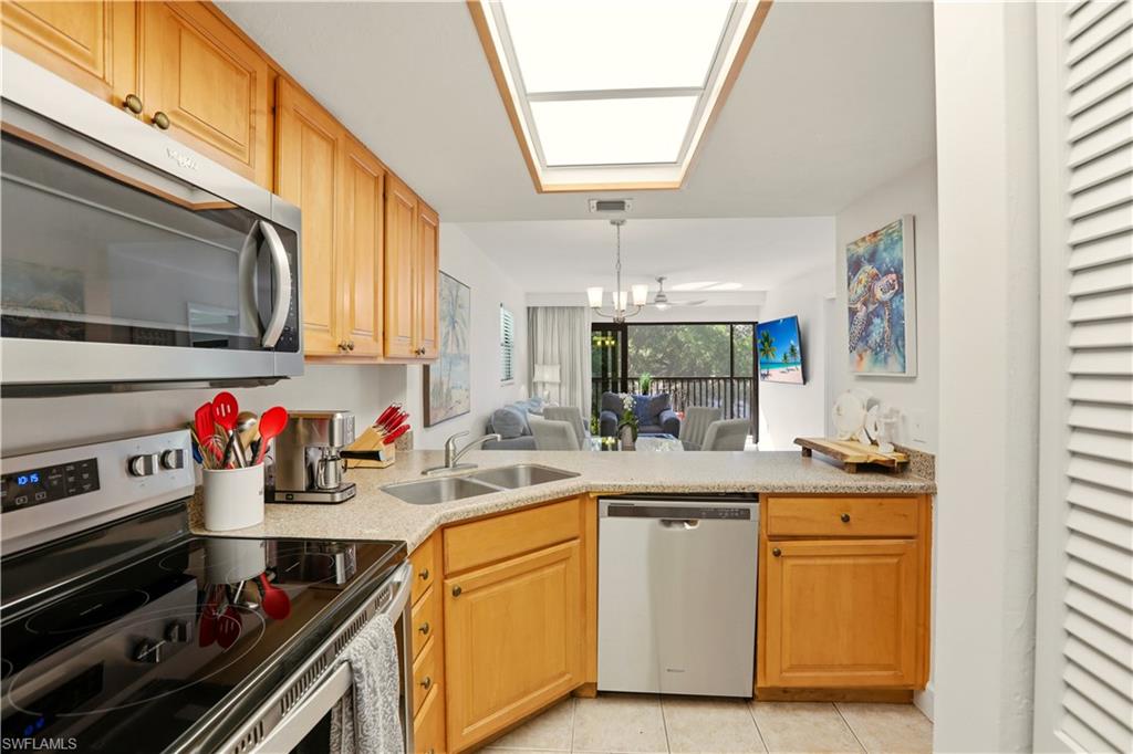 PARK SHORE RESORT - Residential