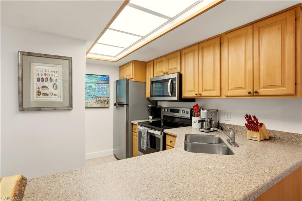 PARK SHORE RESORT - Residential