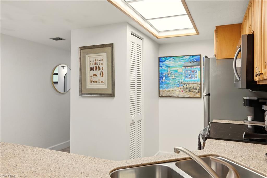 PARK SHORE RESORT - Residential