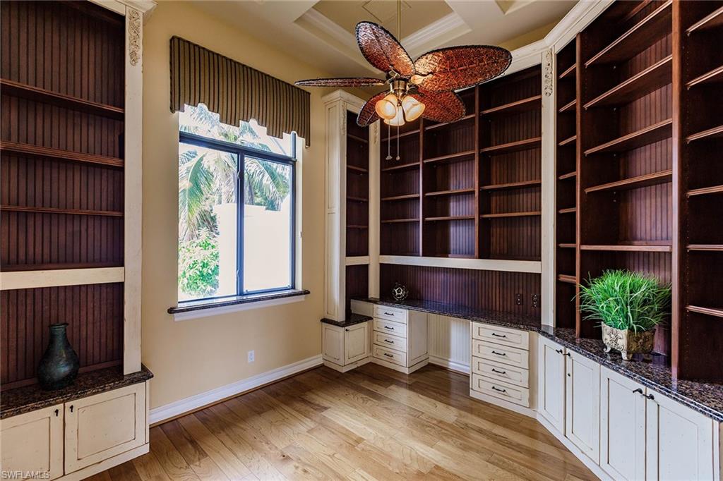 BANYAN COVE - Residential