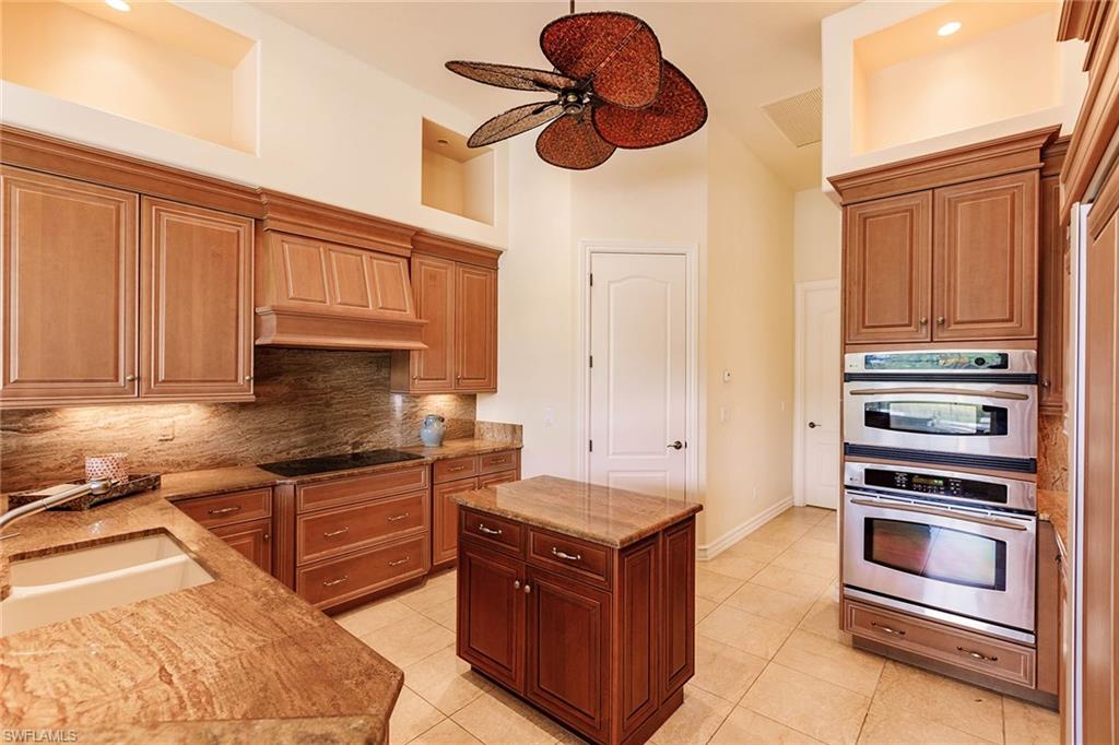 BANYAN COVE - Residential