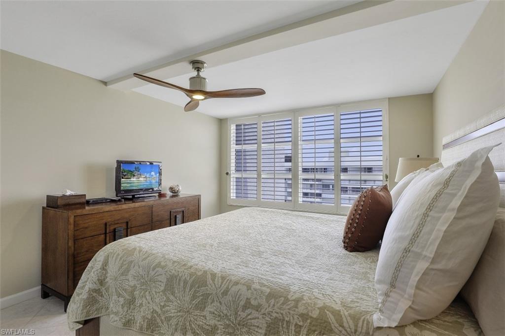 ROYAL SEAFARER - Residential