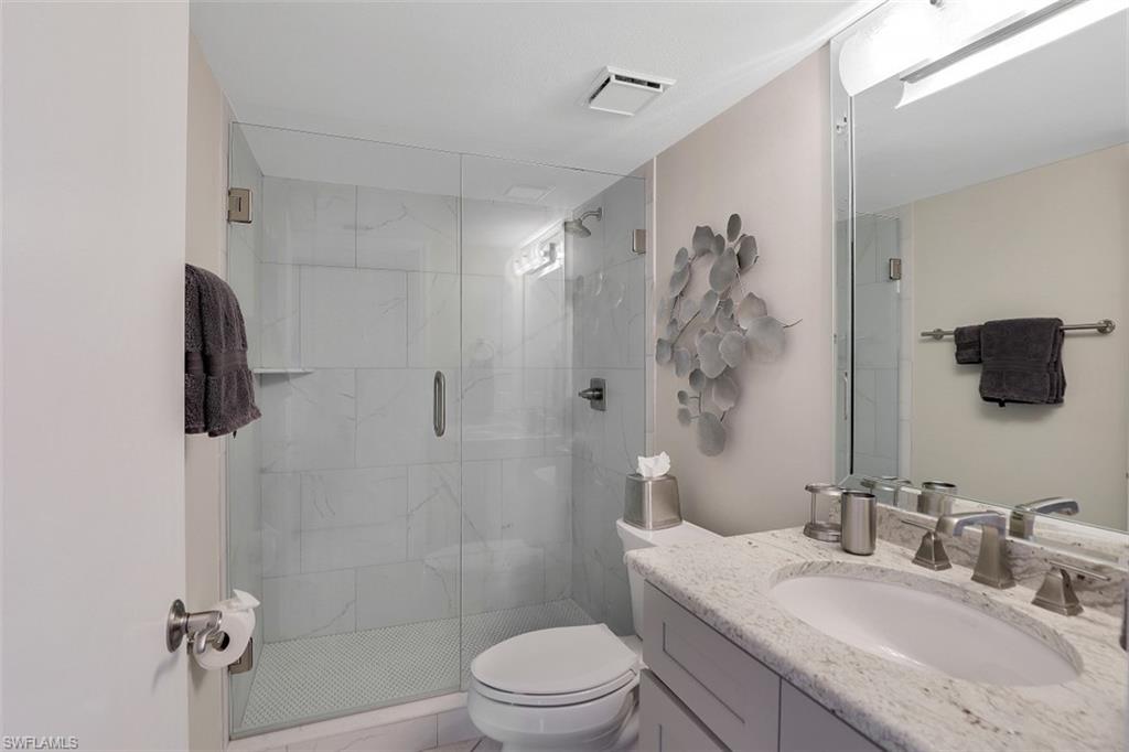 ROYAL SEAFARER - Residential