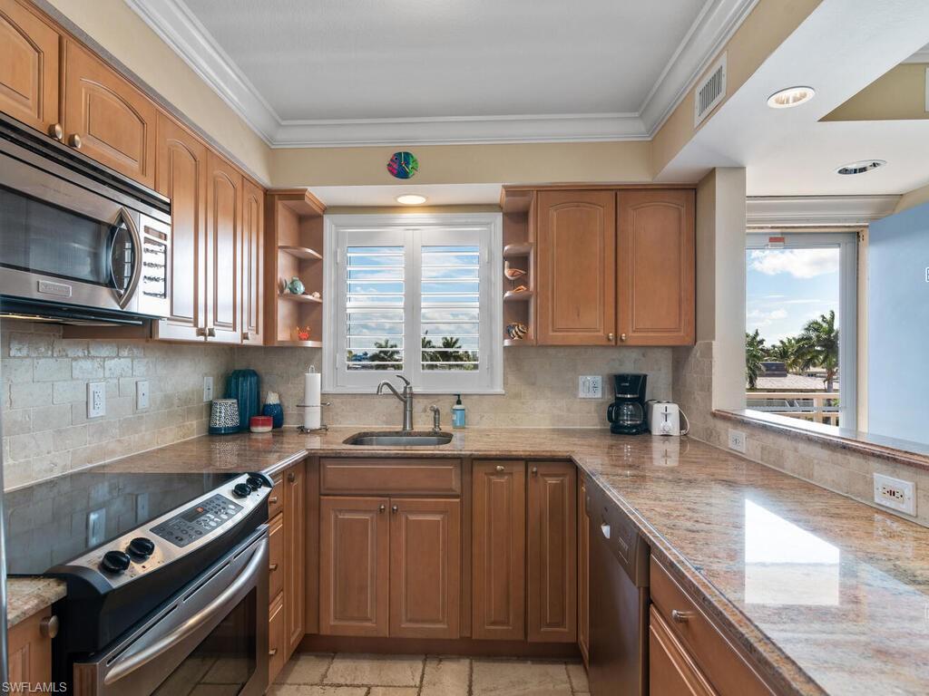 VILLE DE MARCO - Residential