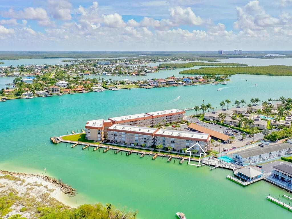 VILLE DE MARCO - Residential