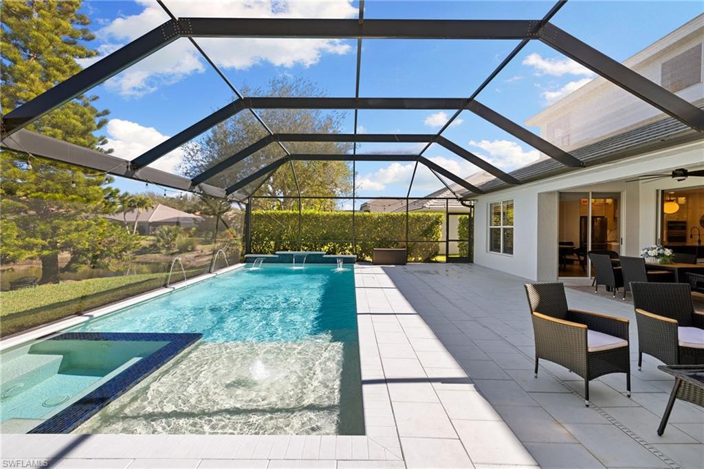 AUTUMN WOODS - Residential