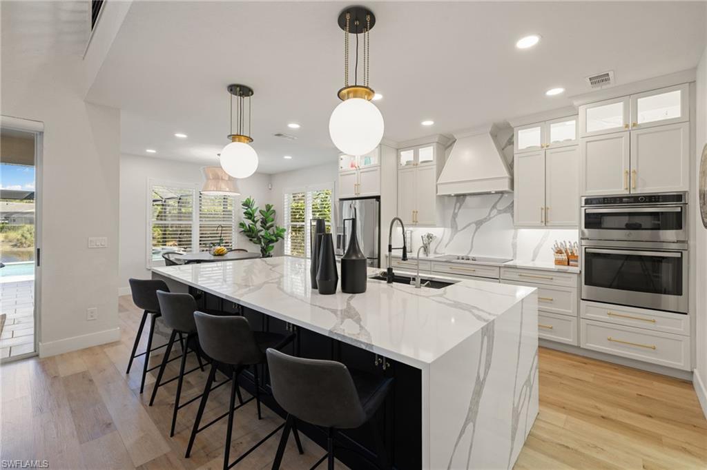 AUTUMN WOODS - Residential