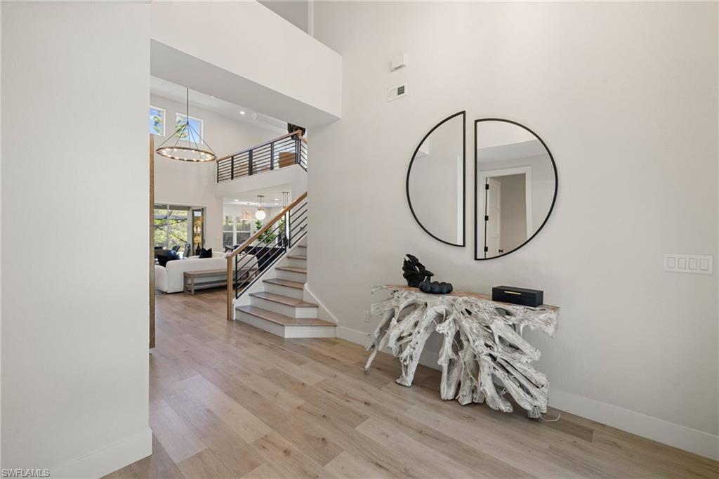 AUTUMN WOODS - Residential