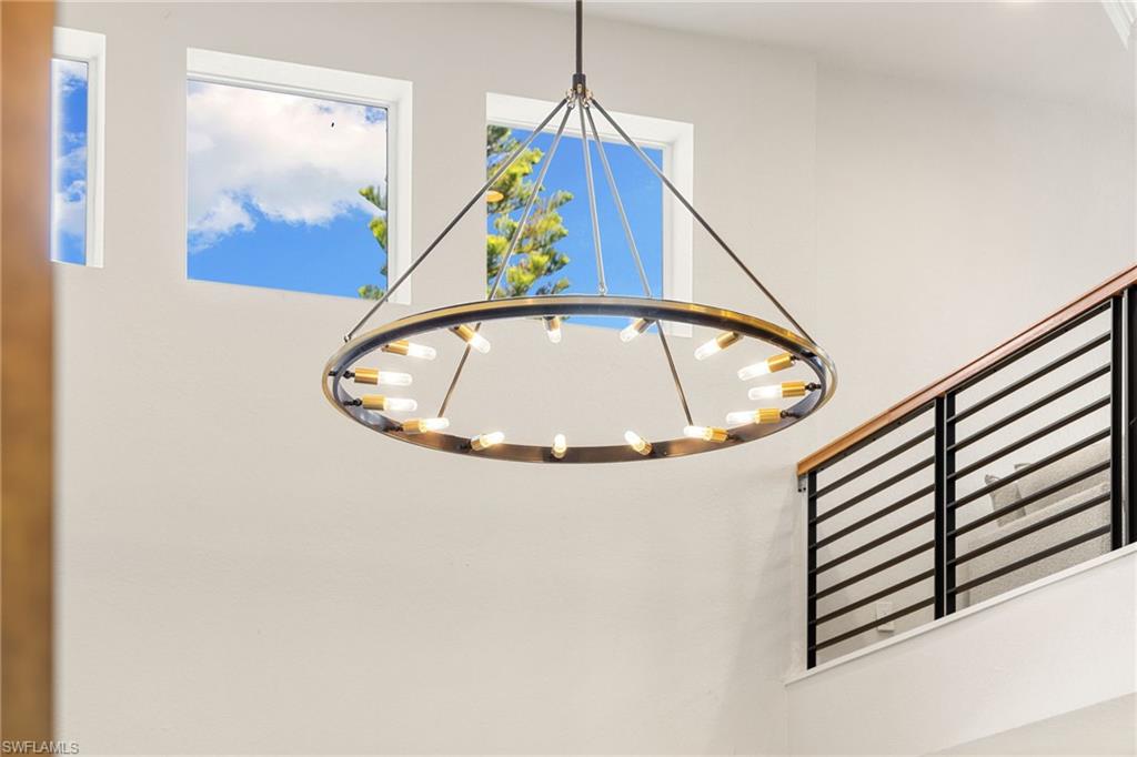 AUTUMN WOODS - Residential