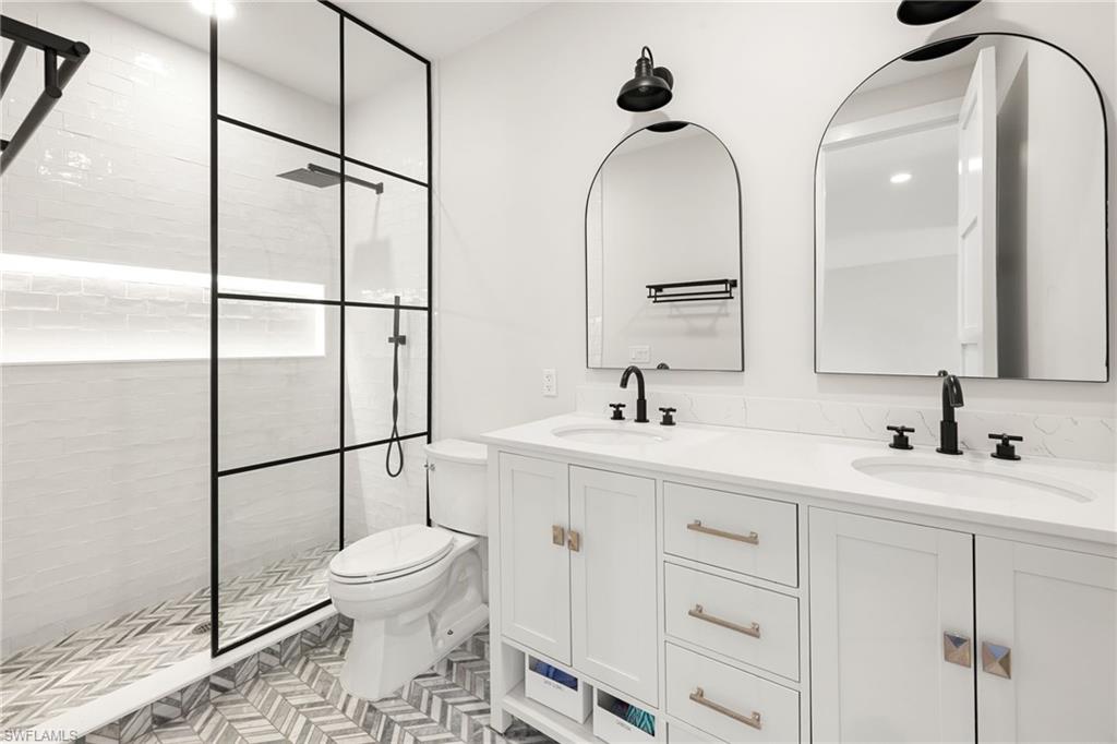 AUTUMN WOODS - Residential