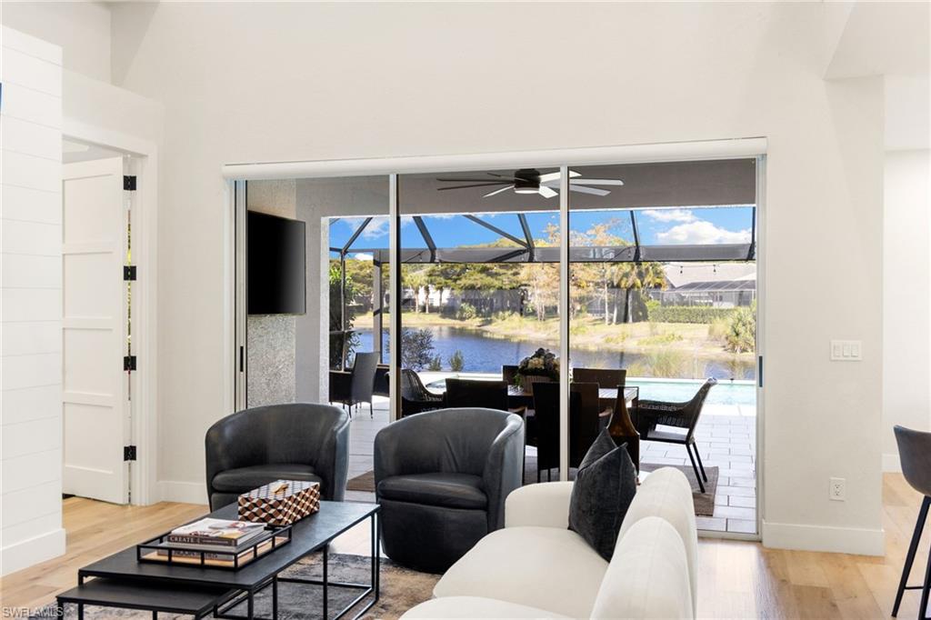 AUTUMN WOODS - Residential