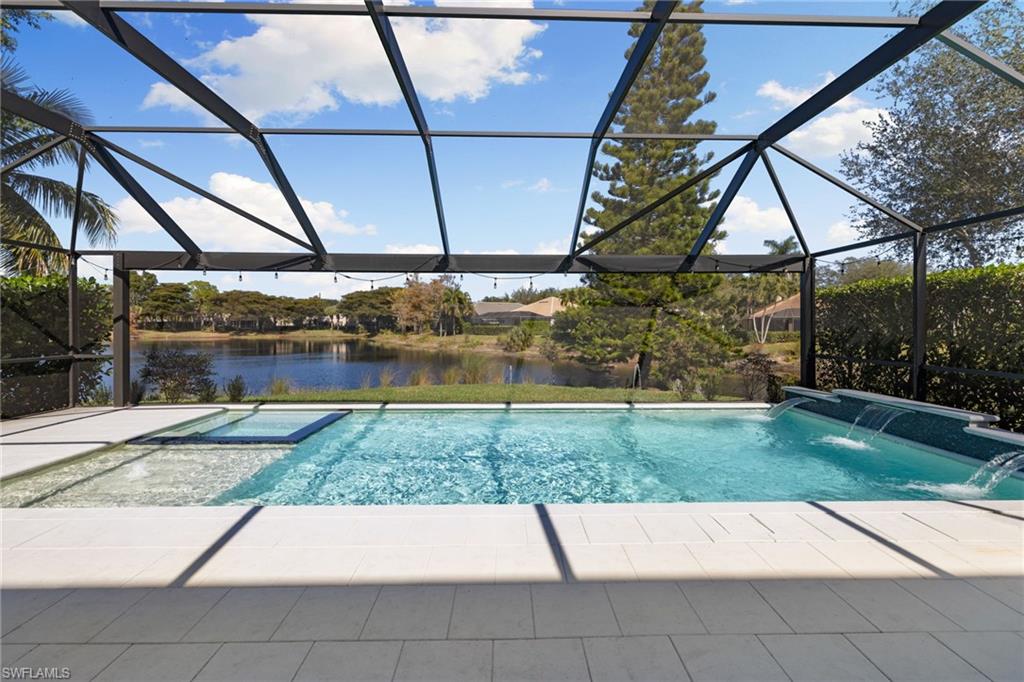 AUTUMN WOODS - Residential