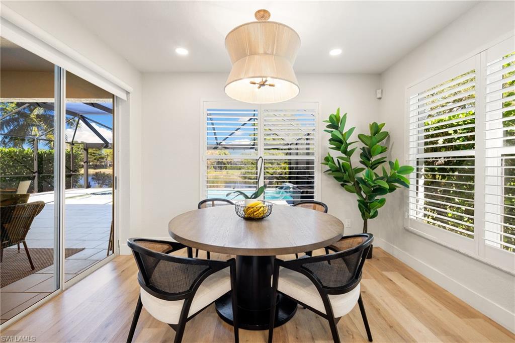 AUTUMN WOODS - Residential