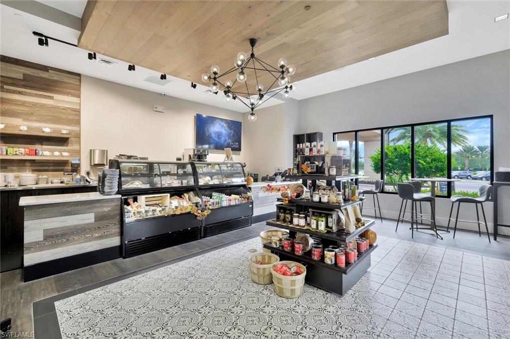 ESPLANADE - Residential