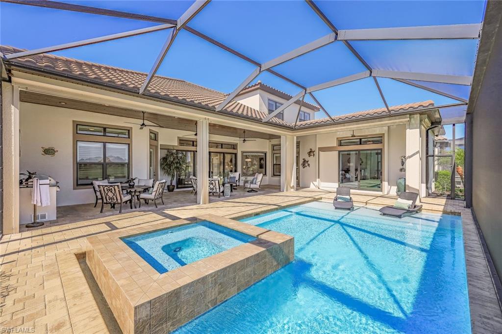 ESPLANADE - Residential