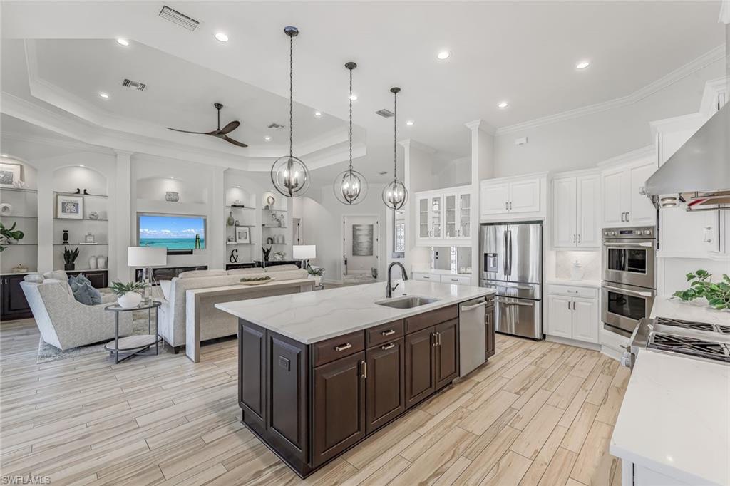 ESPLANADE - Residential